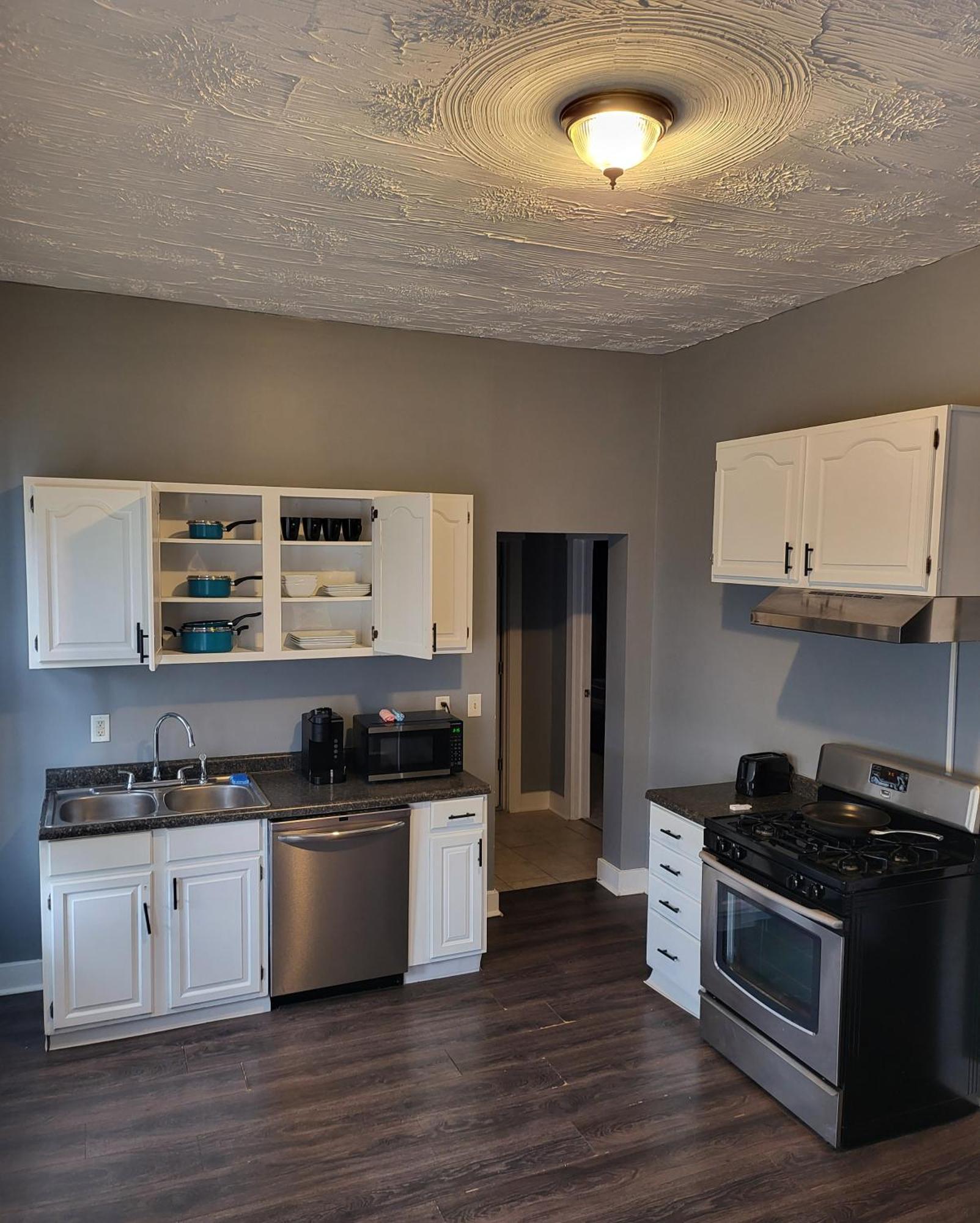 1 Bedroom In Columbus Osu District, Free Parking, Kitchen, Washer And Dryer, Central Location, Downtown, Hospital, Expocenter, Osu Stadium Esterno foto